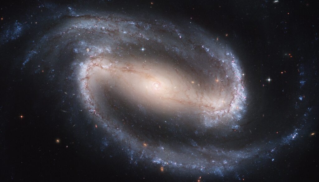 棒渦巻銀河 NGC 1300