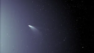 パーカー・ソーラー・プローブが捉えたネオワイズ彗星の双尾